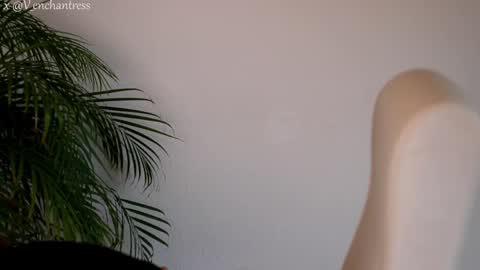 Victoria The Enchantress online show from May 30, 6:50 pm