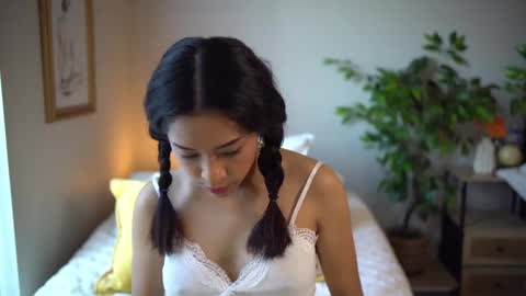 Jen online show from September 10, 5:03 pm