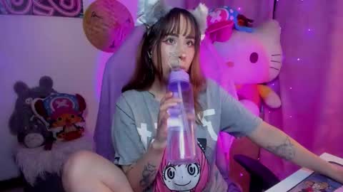 AIKA  online show from October 26, 10:53 pm