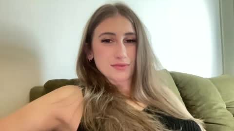 walkiria19 online show from July 12, 9:12 am