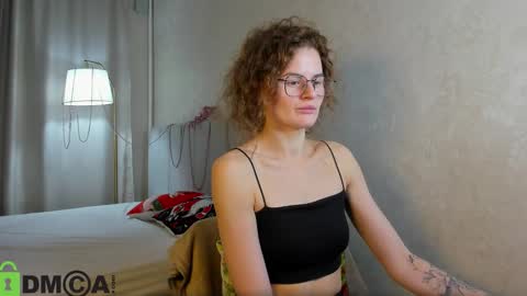 Wanda online show from December 21, 3:29 pm