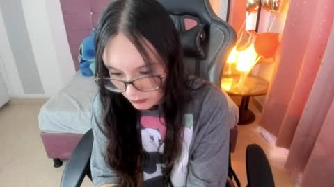 Alexandra online show from June 9, 7:02 pm
