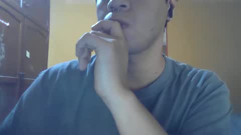 wanderley_8 online show from April 27, 5:43 pm