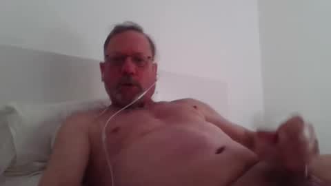 Tibo357 online show from April 27, 8:23 am