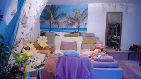 Emilia inst  online show from October 16, 5:12 pm