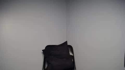 wannaplay1025 online show from March 18, 1:44 am