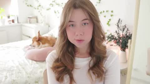 Snapshot of watermelon_sugar_ chatting on October 1, 10:03 am Tess  Pls support me with  Can we reach 155 my favorite number online show from October 1, 10:03 am