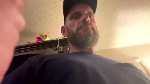 Mike Hunt online show from October 29, 8:20 pm