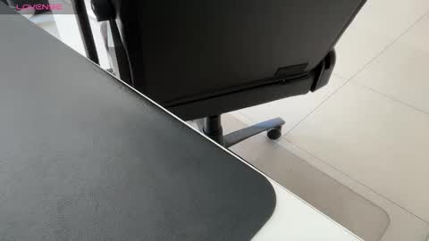 Weapon X online show from September 21, 11:42 pm