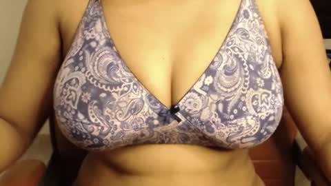 mina online show from February 27, 5:11 am