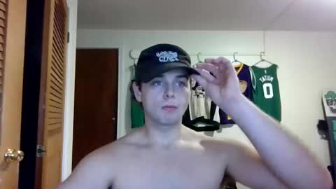 weenskir online show from April 15, 9:48 pm