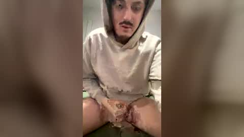 welshtwink24 online show from July 29, 6:35 am