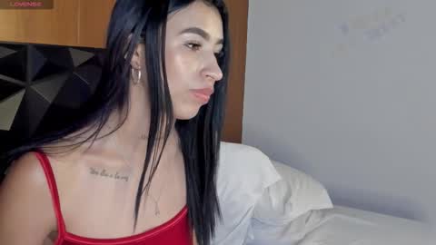 Wendy Marshall  online show from November 9, 9:50 pm