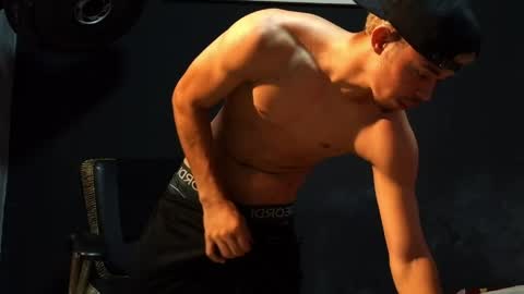 wesley_77 online show from June 7, 6:46 pm