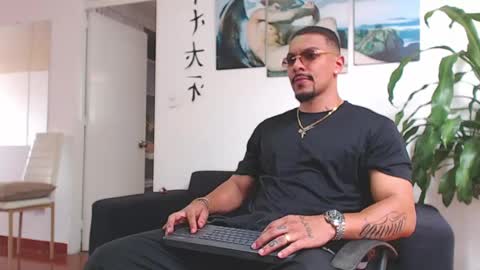 Wesley Rogger online show from March 1, 7:48 pm