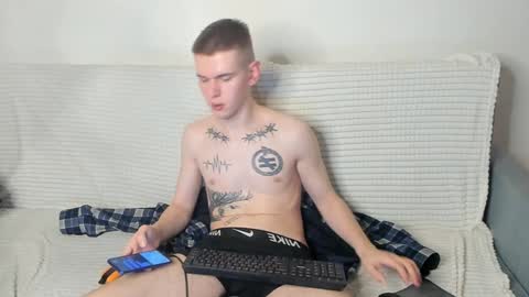 Wes online show from January 17, 3:12 am