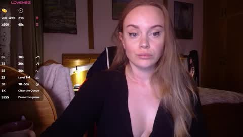 Lana online show from February 11, 7:39 pm