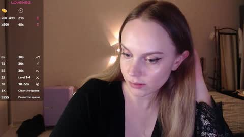 Lana online show from September 9, 5:24 pm