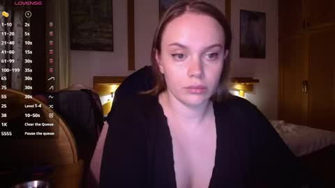 Lana online show from April 16, 8:42 pm