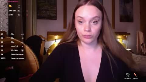 Lana online show from March 6, 8:08 pm