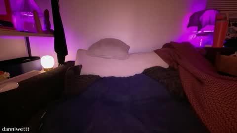 danni online show from January 13, 1:57 am