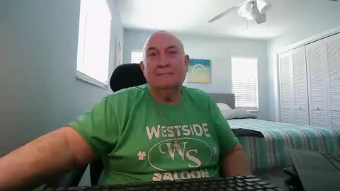 Snapshot of wfs2946 chatting on February 18, 4:58 pm wfs2946 online show from February 18, 4:58 pm