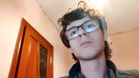 whatever_67 online show from November 18, 7:06 pm