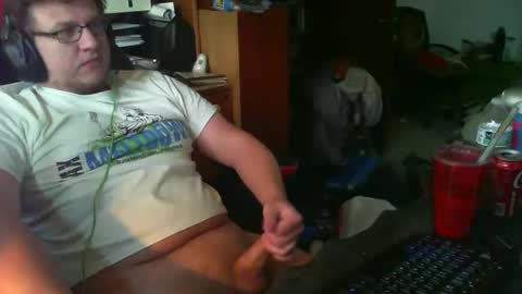 whateverdude555 online show from December 6, 5:49 pm