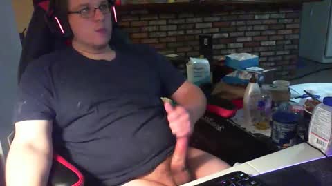 whateverdude555 online show from March 1, 10:03 pm