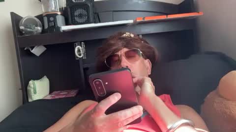 whisky_rion online show from August 1, 5:36 pm