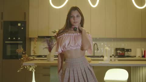 Naomi online show from October 22, 2:30 pm