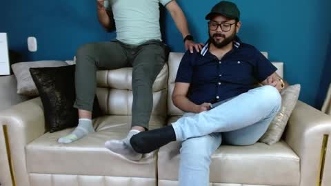 yors online show from February 3, 6:13 am