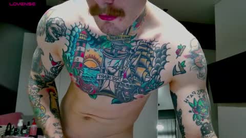 Max online show from November 21, 4:10 am