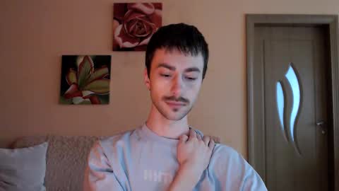 Tom online show from February 5, 12:09 pm