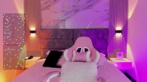 whiteatenea online show from February 22, 6:28 am