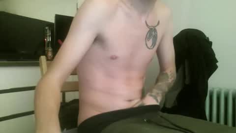 whiteboyslim21 online show from March 1, 11:53 pm