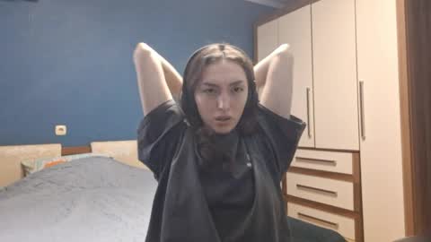 Cindy online show from April 4, 3:52 pm