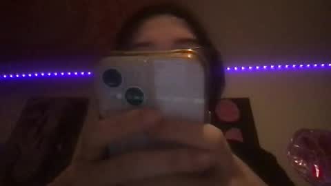 whoami1896 online show from October 22, 10:22 pm