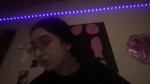 whoami1896 online show from October 24, 9:37 pm