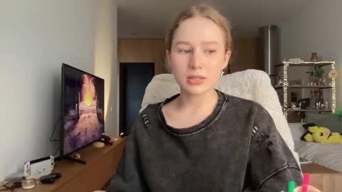 Alisa online show from September 18, 7:45 am