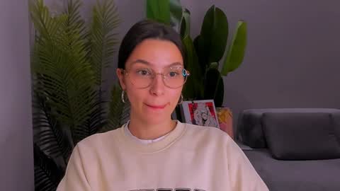 whoislulu online show from January 6, 5:16 pm