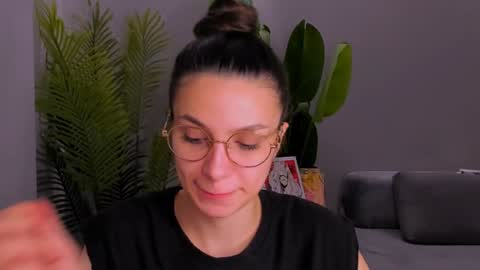 whoislulu online show from January 11, 10:29 pm