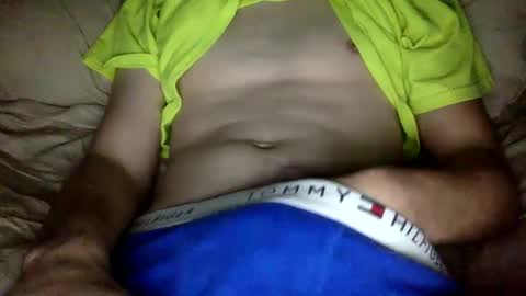 Snapshot of wholesomebull00 chatting on January 19, 6:20 am wholesomebull00 online show from January 19, 6:20 am