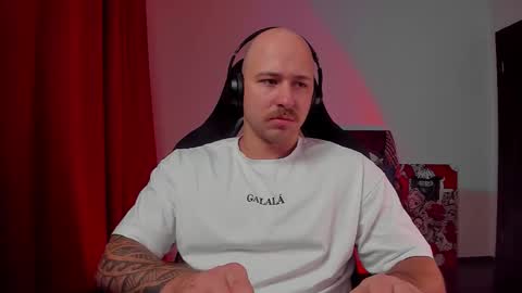 VI online show from November 22, 5:33 pm