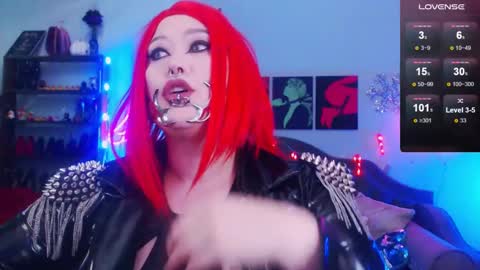 Laura  online show from December 23, 5:49 am