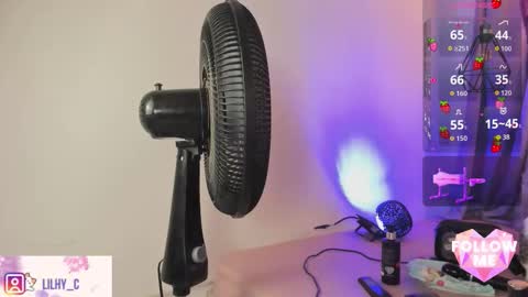 Lily  online show from November 3, 9:49 pm