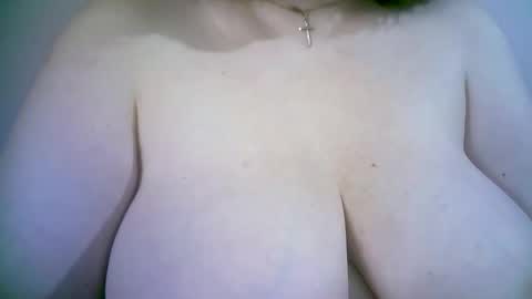 wild_tonya online show from April 15, 4:27 am