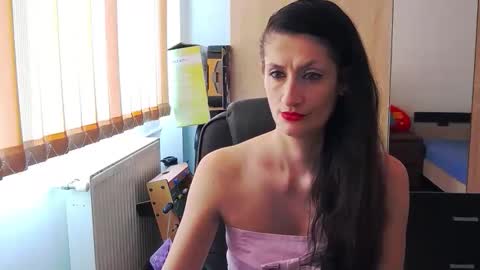 Bea online show from April 13, 7:45 am