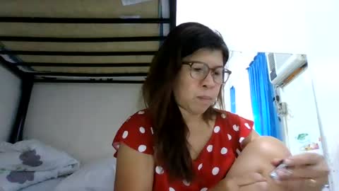 WildChick online show from July 28, 3:59 am