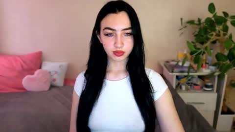 Alena online show from June 26, 5:13 am